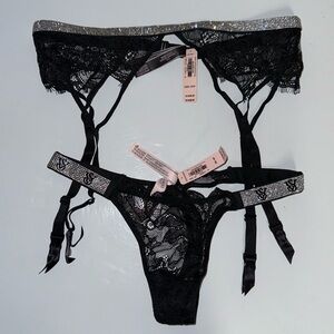 Victoria’s Secret set